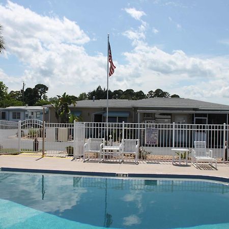 Carters Motel And Mobile Home Village Edgewater  Exterior foto